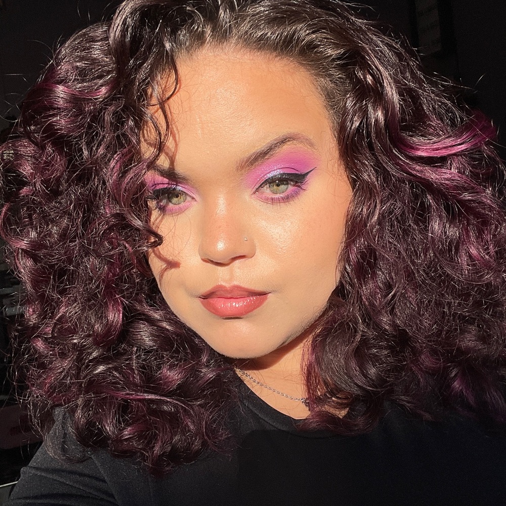 Meet your Posher, Alyssa